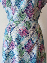 Cargar imagen en el visor de la galería, 1940s - L.D.D.B - Precious Mosaic Print Cotton Dress - W30 (76cm)