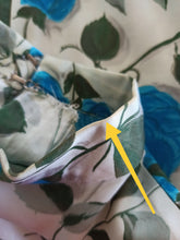 Load image into Gallery viewer, 1950s - Stunning Blue Roseprint Dress - W31 (78cm)