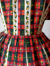 Load image into Gallery viewer, 1950s 1960s - GERMANY - Adorable Tartan Floral Cotton Dress - W35 (88cm)