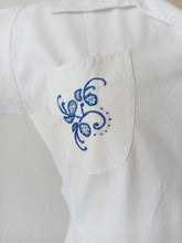 Laden Sie das Bild in den Galerie-Viewer, 1940s - BRAGARD, France - Gorgeous Embroidered White Cotton Dress - W30.5 (78cm)