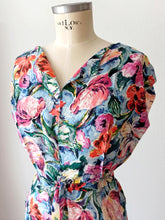 Charger l'image dans la galerie, 1940s - Stunning Floral Rayon Silk Dress - W28.5 (72cm)