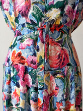 Charger l'image dans la galerie, 1940s - Stunning Floral Rayon Silk Dress - W28.5 (72cm)