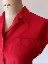 Load image into Gallery viewer, 1950s - Gorgeous Raspberry Red Rayon Blouse - W30.5 (78cm)