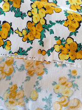 Load image into Gallery viewer, 1950s - FRANCE - Adorable Yellow Roseprint Cotton Dress - W27 (68cm)