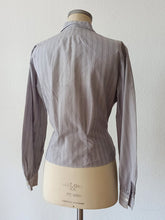 Load image into Gallery viewer, 1940s - Gorgeous Striped Cotton Blouse - W34 (86cm)