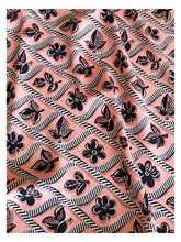 Cargar imagen en el visor de la galería, 1940s - Superb Pink & Black Rayon Dress - W33 (84cm)