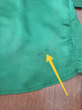 Load image into Gallery viewer, 1940s 1950s - Exquisite 3pc Green Liquid Silk Chinese Pajama