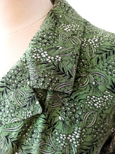 Load image into Gallery viewer, 1940s 1950s - Adorable Olive Green Rayon Dress - W31.5 (80cm)