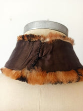 Charger l'image dans la galerie, 1940s – 1950s Leopard Print Fur Stole