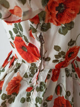 Load image into Gallery viewer, 1950s 1960s - Gorgeous French Floral Dress - W27.5 (70cm)