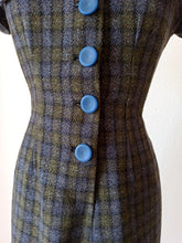 Load image into Gallery viewer, 1950s 1960s - Gorgeous Checked Wool Dress - W28.5 (72cm)