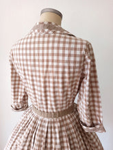 Load image into Gallery viewer, 1950s - PARIS - Adorable Dusty Sienna Gingham Dress - W27 (68cm)