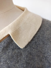 Charger l'image dans la galerie, 1950s - BONWIT - PRINGLE, Scotland - Gorgeous Cashmere Cardigan - Sz 40