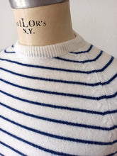 Cargar imagen en el visor de la galería, 1950s 1960s - Gorgeous Navy Striped Orlon Jumper - Sz M