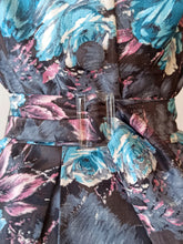 Load image into Gallery viewer, 1950s - Stunning Roseprint Cotton Dress - W29 (74cm)