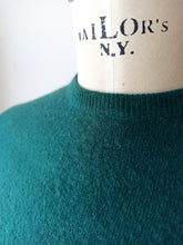 Load image into Gallery viewer, 1950s - PRINGLE, Scotland - Gorgeous Forest Green Jumper - Sz L