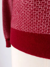 Load image into Gallery viewer, 1950s 1960s - BRYANT, Scotland - Gorgeous Cashmere Sweater
