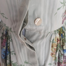 Charger l'image dans la galerie, 1950s - Exquisite French Floral Novelty Dress - W27 (68cm)