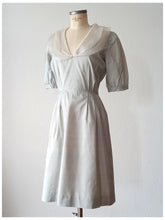 Laden Sie das Bild in den Galerie-Viewer, 1940s 1950s - Romantic Handmade Pale Ice Blue Silk Dress - W28 (71cm)