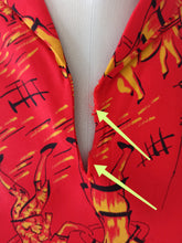 Load image into Gallery viewer, 1950s - BOBBIE LOU, USA - Asian Novelty Print Rayon Top