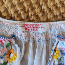 Load image into Gallery viewer, 1940s - ARTEX - Gorgeous Hungarian Sheer Blouse - W36 (92cm)
