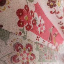 Load image into Gallery viewer, 1940s - Adorable Swiss/Tirol Novelty Rayon Dress - W26 (66cm)