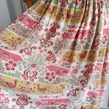 Load image into Gallery viewer, 1940s - Adorable Swiss/Tirol Novelty Rayon Dress - W26 (66cm)