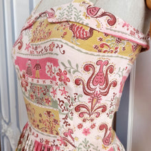 Load image into Gallery viewer, 1940s - Adorable Swiss/Tirol Novelty Rayon Dress - W26 (66cm)