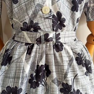 1950s - APELTEX, France - Gorgeous Grey Floral Cotton Dress - W33 (84cm)