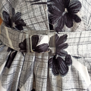 1950s - APELTEX, France - Gorgeous Grey Floral Cotton Dress - W33 (84cm)