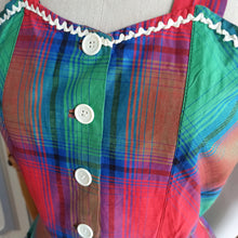 Laden Sie das Bild in den Galerie-Viewer, 1940s - Gorgeous Colorful Plaid Cotton Dress - W29 (74cm)
