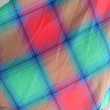 Load image into Gallery viewer, 1940s - Gorgeous Colorful Plaid Cotton Dress - W29 (74cm)
