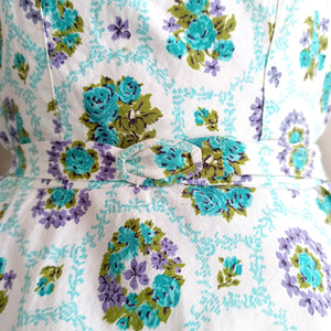 1950s - Adorable Roseprint Summer Dress - W30 (76cm)