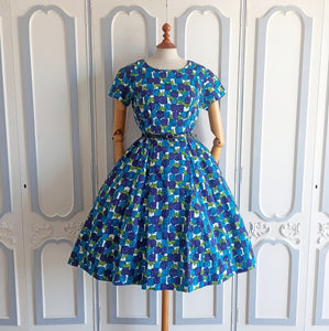 1950s - Spectacular Abstract Roseprint Dress - W30 (76cm)
