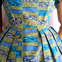 Laden Sie das Bild in den Galerie-Viewer, 1950s - Metz &amp; Co, Amsterdam - Fabulous Abstract Pockets Dress - W31 (78cm)

