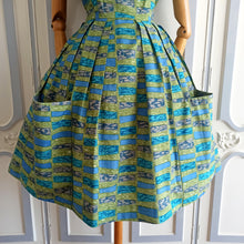 Laden Sie das Bild in den Galerie-Viewer, 1950s - Metz &amp; Co, Amsterdam - Fabulous Abstract Pockets Dress - W31 (78cm)
