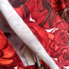 Load image into Gallery viewer, 1950s 1960s - Stunning Roseprint Cotton Dress - W27 (68cm)
