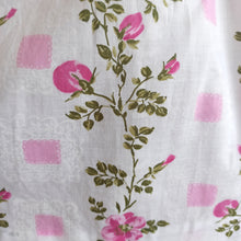 Load image into Gallery viewer, 1950s - Delicious Parisien Floral Dress - W27.5 (70cm)
