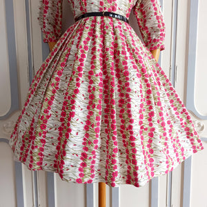 1950s - Mirabelle, France - Adorable Floral Dress - W32 (82cm)