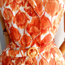 Load image into Gallery viewer, 1950s 1960s - PARIS - Stunning Orange Floral Dress - W28.5 (72cm)

