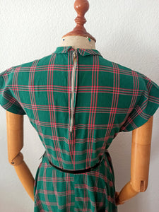 1940s - Adorable Green Plaid Cotton Dress - W31 (80cm)