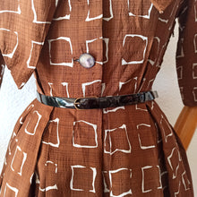 Cargar imagen en el visor de la galería, 1950s - Marvelous Brown Chocolate Dress - W25/26 (64/66cm)
