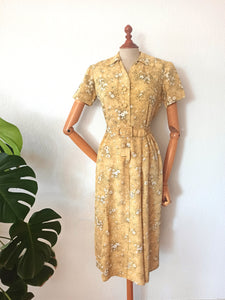 1940s - LE BEUSSI, Paris - Adorable Autumn Floral Rayon Dress - W31 (80cm)