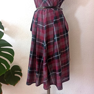 1940s 1950s - Gorgeous Rosewood Burgundy Tartan Dress - W32 (82cm)
