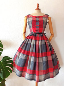 1950s - Gorgeous Tartan Cotton  Dress - W27 (68cm)