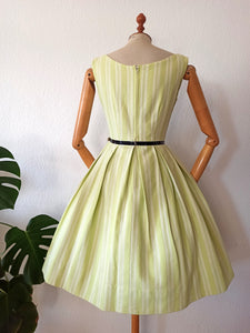 1950s 1960s - Gorgeous Lime Heavy Cotton Dress - W26 (66cm)