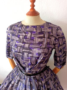 1950s - Stunning Purple Abstract Satin Silk Dress - W27.5 (70cm)