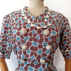 1940s - Exquisite Peplum Ceramic Buttons Rayon Dress - W28.5 (72cm)