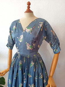 1940s - R&K Originals, USA - Exquisite Floral Silk Crepe Dress - W25 (64cm)