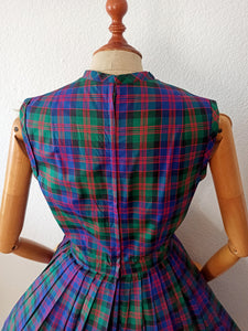 1950s - Saks Fifth Avenue, USA - Unworn Tartan Cotton Dress - W30 (76cm)